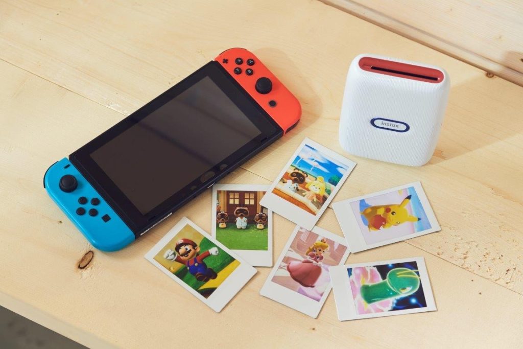 Nintendo Switch, Instax Link Mini e alcune foto di New Pokémon Snap, Mario, Animal Crossing